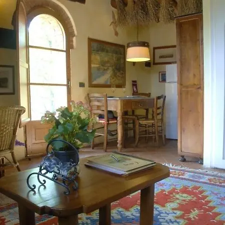 Casa Mezzuola Agriturismo