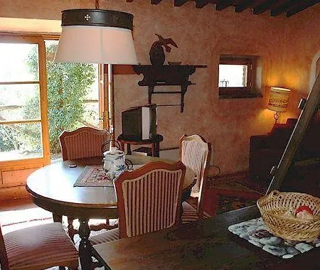 Casa Mezzuola Agriturismo
